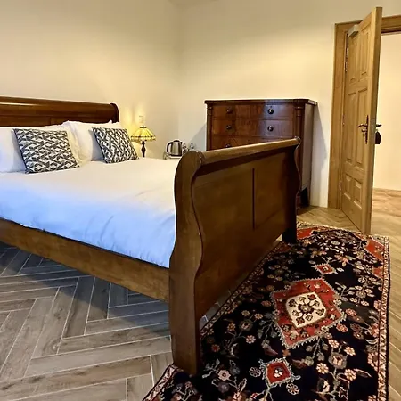 Castle 4* Claregalway