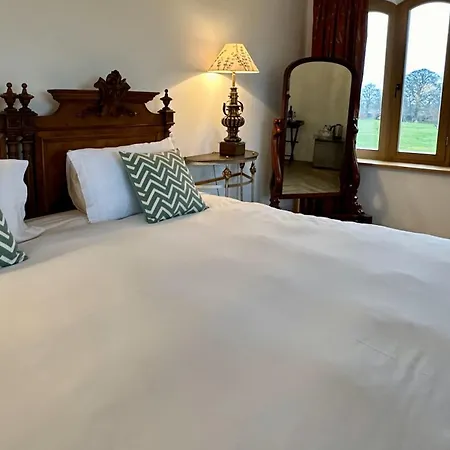 Castle Bed & Breakfast Claregalway