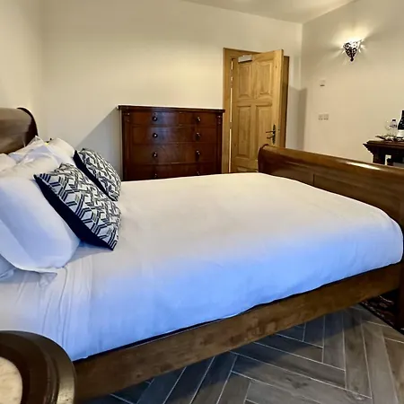 Castle 4* Claregalway