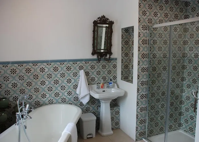 Nocleg ze śniadaniem Castle